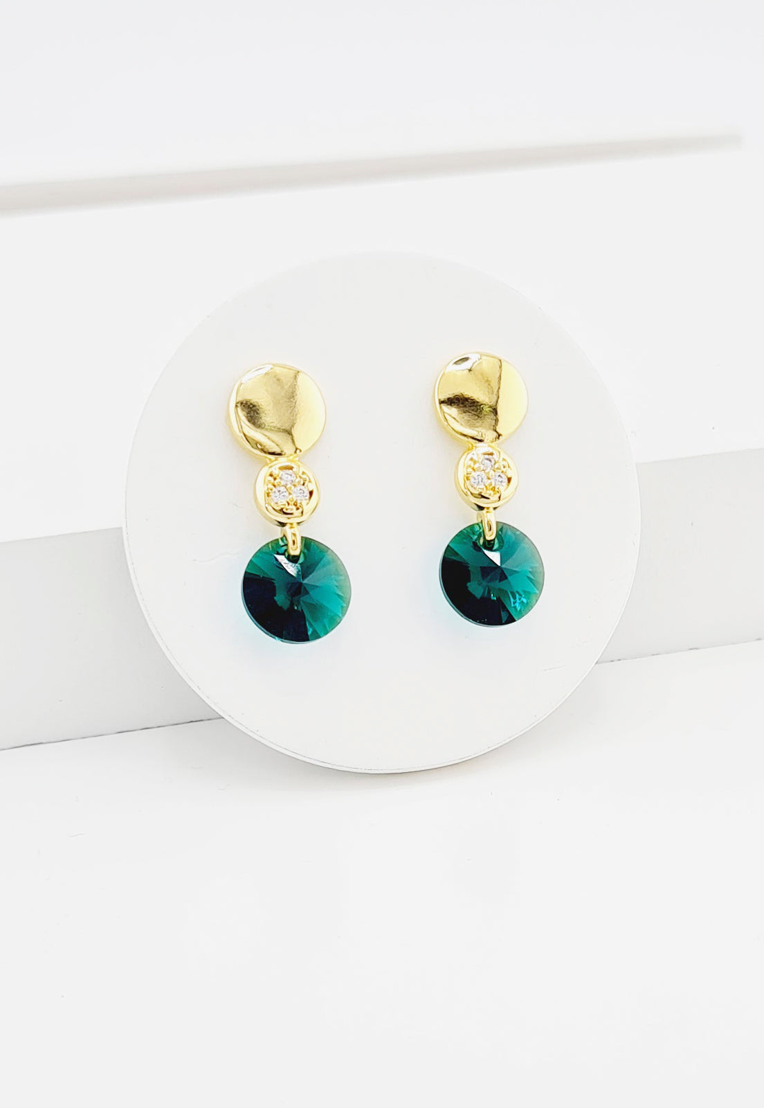 Aros Punto de Luz Gold 24K y Cristal Genuino - Emerald